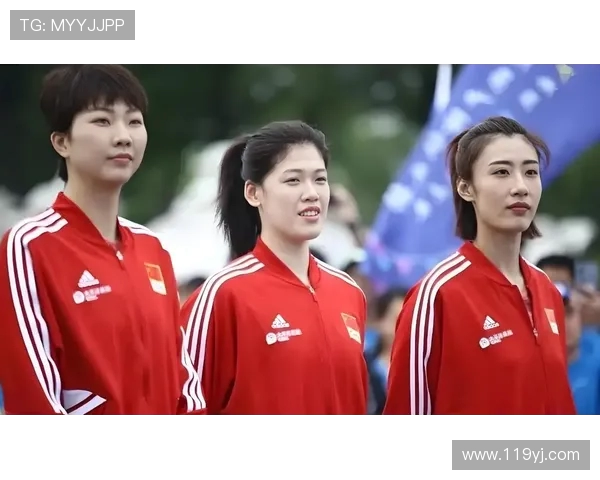 土超双雄抢滩！李盈莹袁心玥领衔中国三姝留洋，费内巴切打造亚洲军团(3)