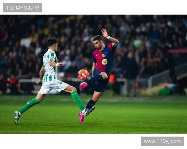 特瓦斯:巴萨需精简阵容完成注册,盛赞皇马引援潜力(1) 特瓦斯:巴萨需精简阵容完成注册,盛赞皇马引援潜力(1)